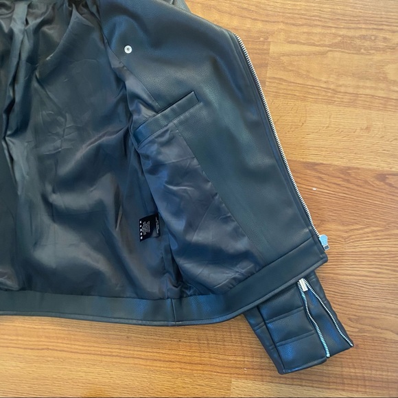 Manieredevoir Vegan Leather Jacket - Picture 6 of 9